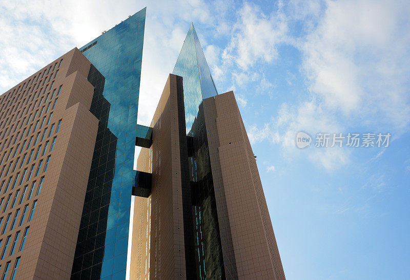 沙特阿拉伯利雅得的Abraj Atta'awuneya (NCCI Towers)